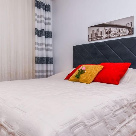 Apartments Tonka Donji Okrug  ภายนอก รูปภาพ