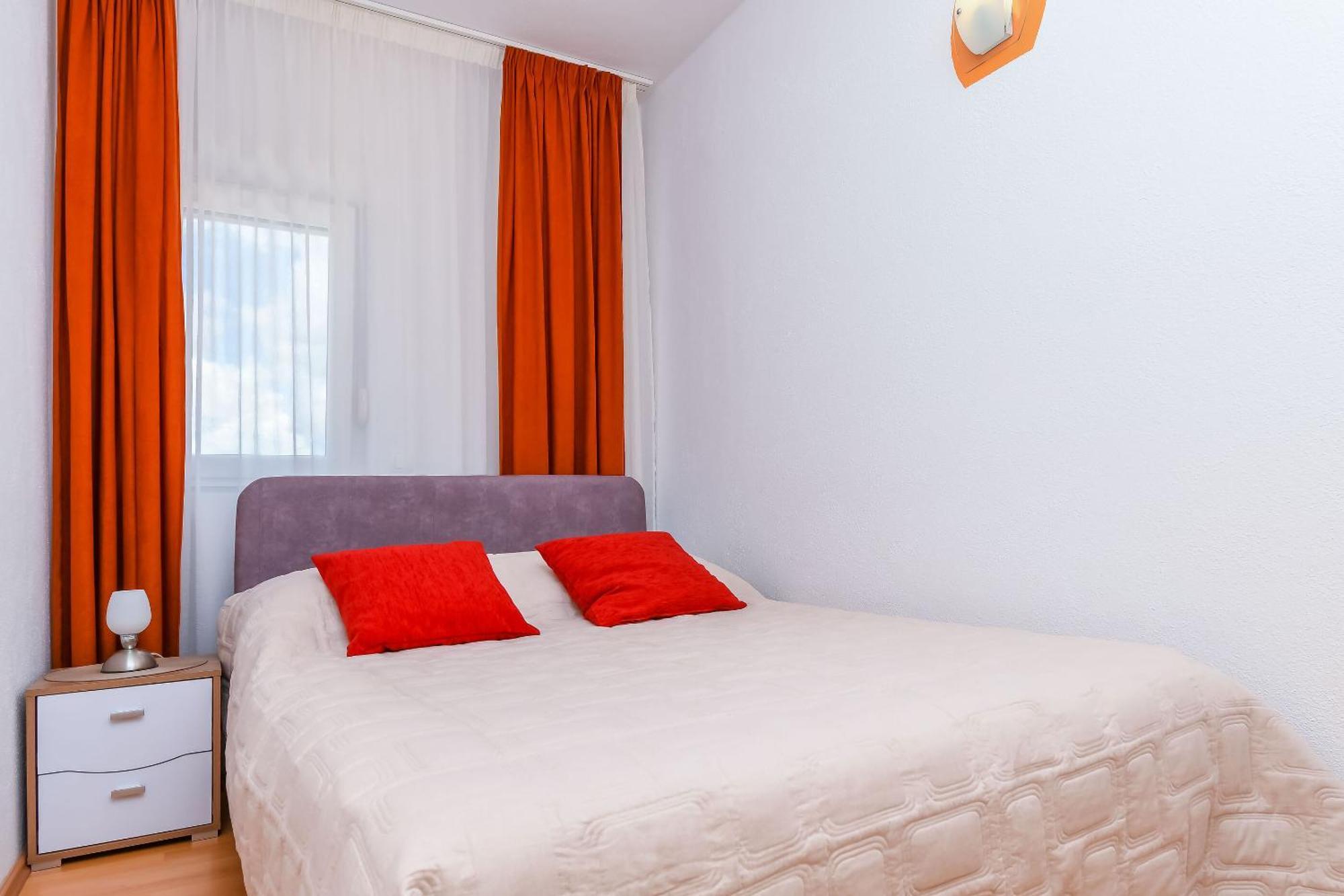 Apartments Tonka Donji Okrug  ภายนอก รูปภาพ