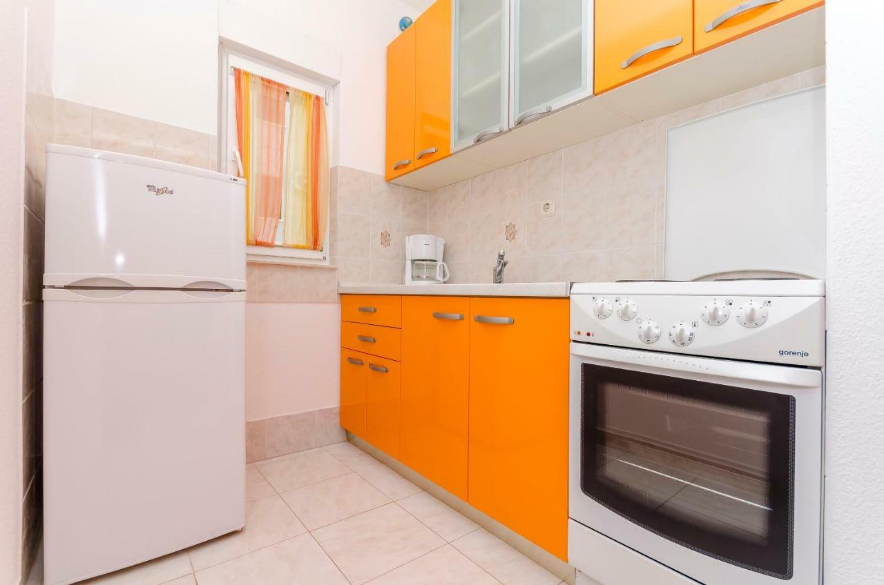 Apartments Tonka Donji Okrug  ภายนอก รูปภาพ